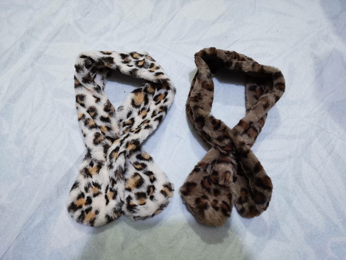 BUFANDA FELPA ANIMAL PRINT 600U
