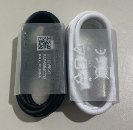 CABLE TYPE-C CARGA RÁPIDA 1 mts (COLOR NEGRO & BLANCO) 1000U