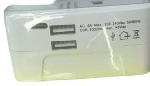 ADAPTADOR ENCHUFE UNIVERSAL VIAJERO 2puertos USB+1TipoC LAMBO TECH DESARMADA 200u